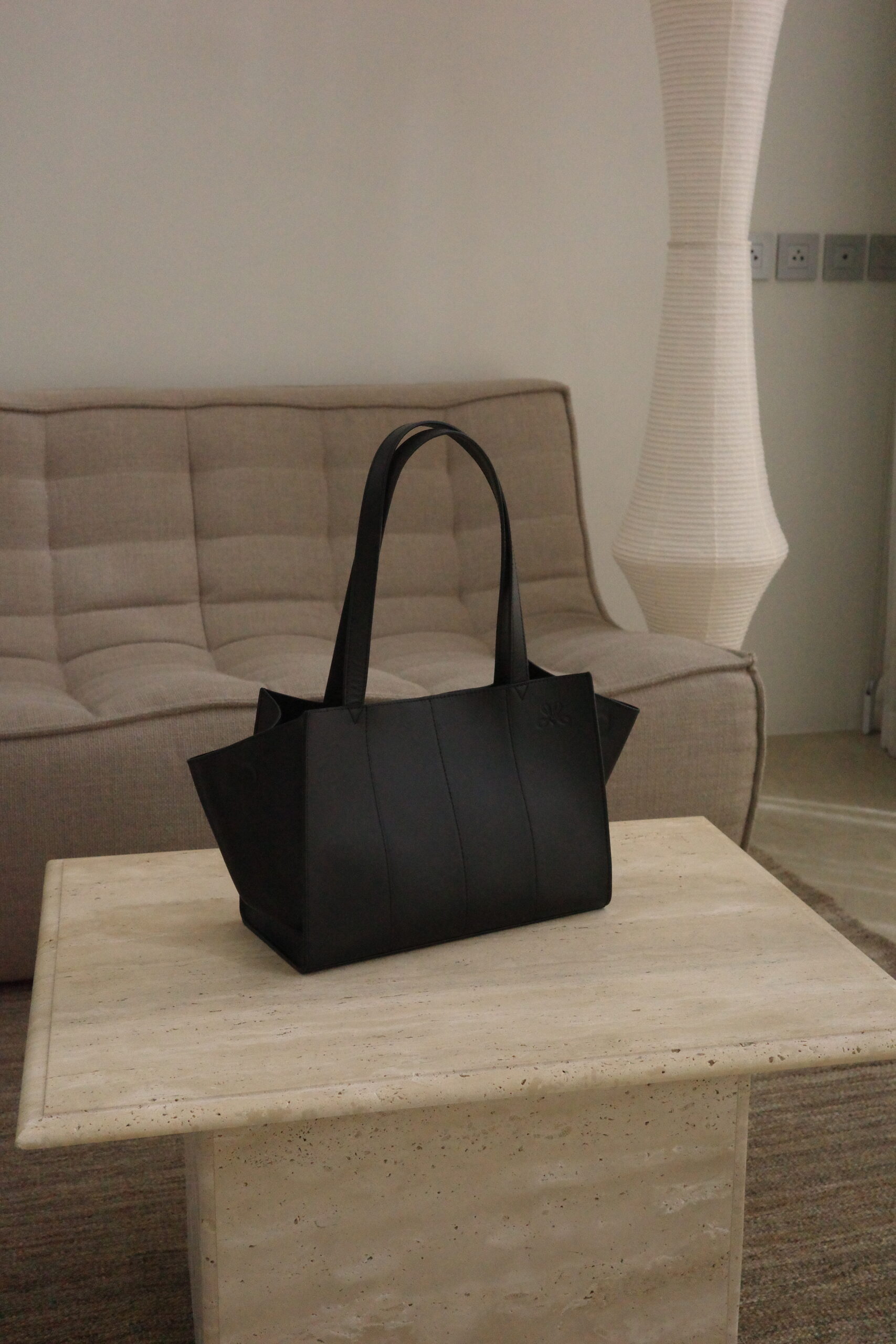 BASKE - ALL BLACK CALFSKIN